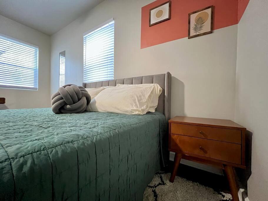 Modern Style Home Near Dt Indy & Major Attractions Indianapolis Bagian luar foto