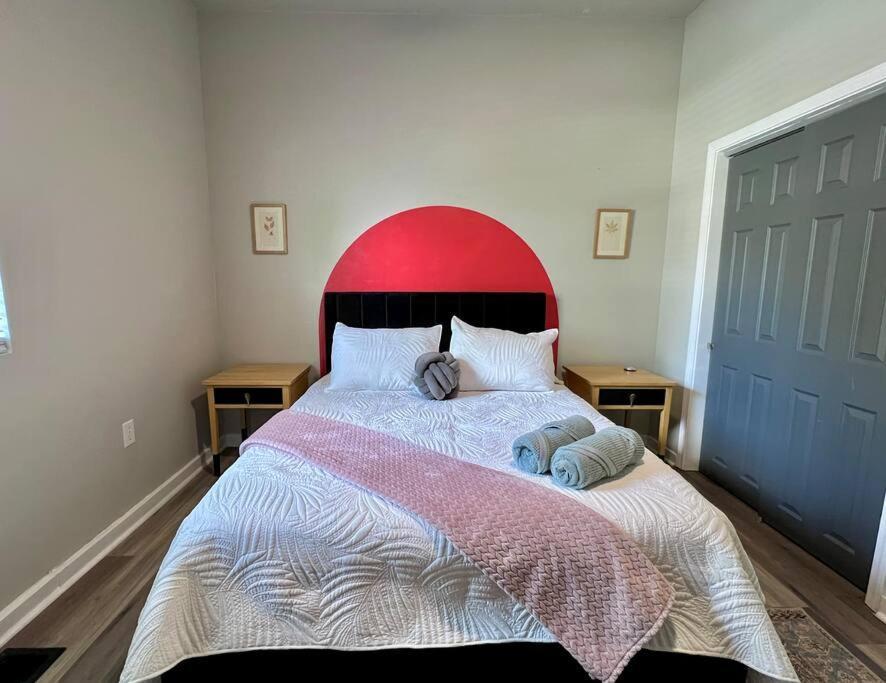 Modern Style Home Near Dt Indy & Major Attractions Indianapolis Bagian luar foto