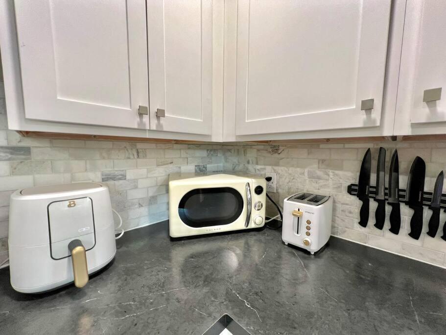 Modern Style Home Near Dt Indy & Major Attractions Indianapolis Bagian luar foto
